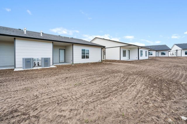 841 S Wybern St, Valley Center, KS 67147