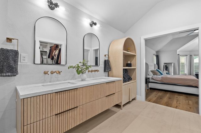 624 Mossycup Oak Drive, Plano, TX 75025