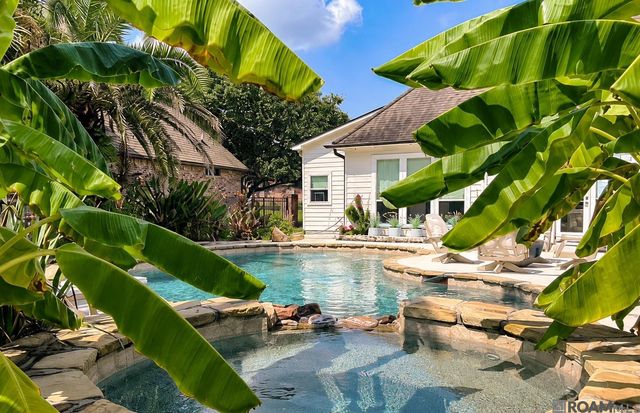 16476 Spanish Oaks Blvd, Prairieville, LA 70769