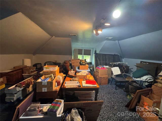 300 Blackmon Street S, Bethune, SC 29009