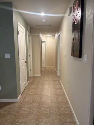 628 Marcus St, Merced, CA 95341