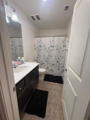 628 Marcus St, Merced, CA 95341