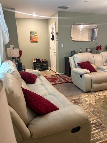 628 Marcus St, Merced, CA 95341