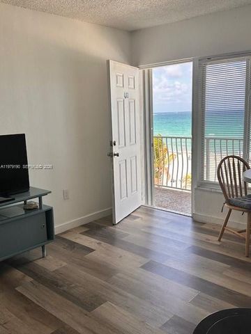 300 Oregon St 403, Hollywood, FL 33019