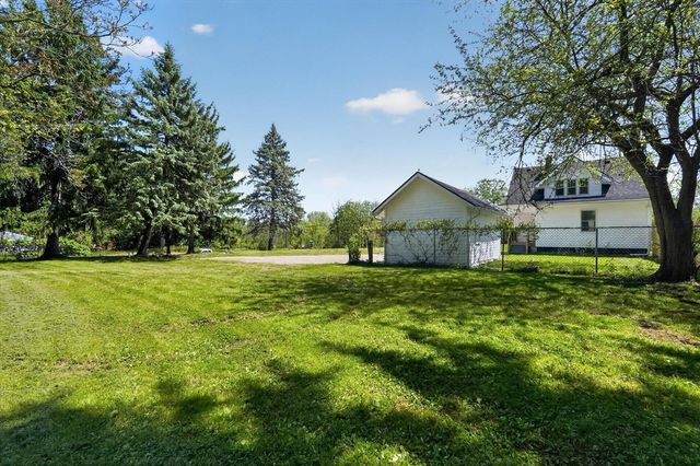 2106 S Grand Traverse Street, Flint, MI 48503