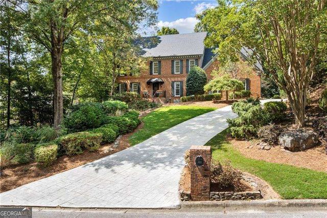 7300 Chattahoochee Bluff Drive, Atlanta, GA 30350