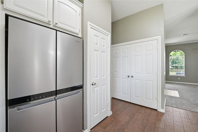 1005 Meadowlake Drive, Noble, OK 73068