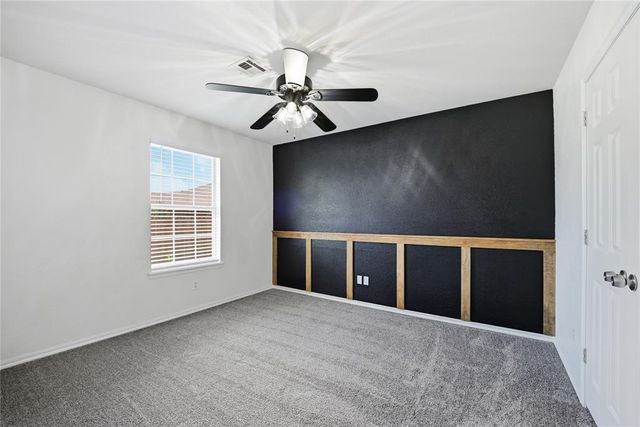 1005 Meadowlake Drive, Noble, OK 73068