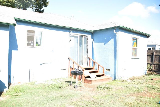 46 Michigan St, Yuba City, CA 95991