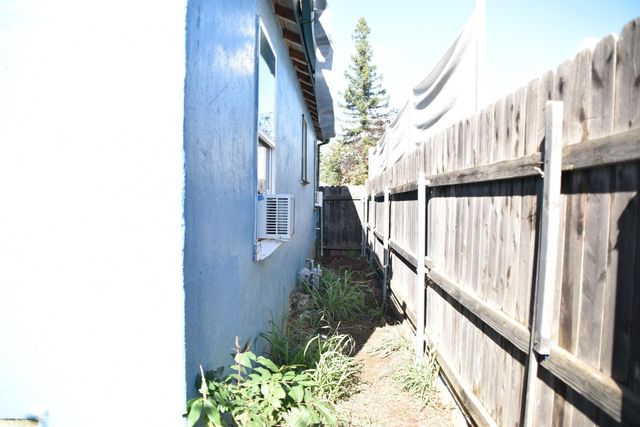 46 Michigan St, Yuba City, CA 95991