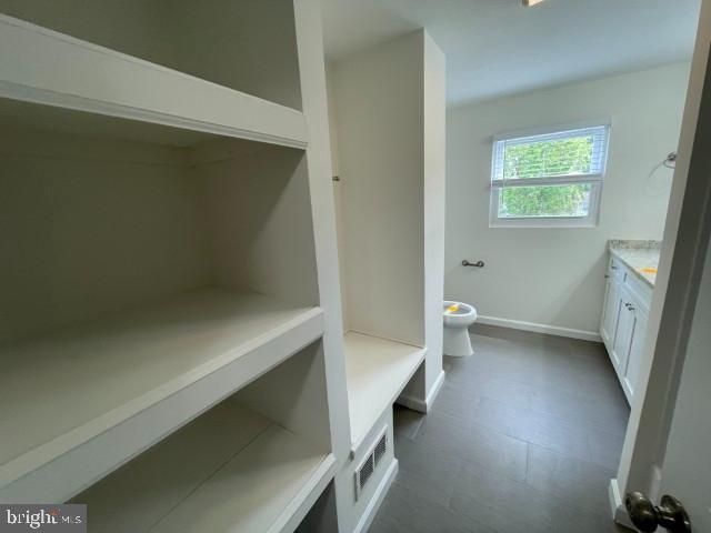 201 INLAND, Ewing, NJ 08638