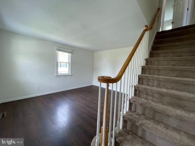 201 INLAND, Ewing, NJ 08638