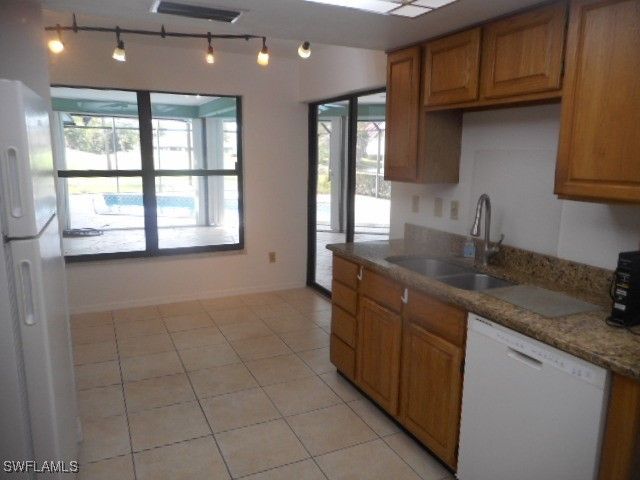 105 Muirfield CIR, Naples, FL 34113