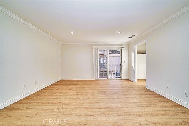 10357 Commerce Avenue 7, Tujunga (los Angeles), CA 91042