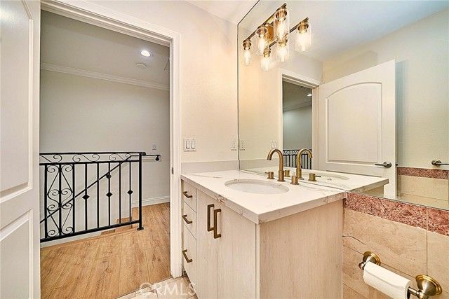 10357 Commerce Avenue 7, Tujunga (los Angeles), CA 91042