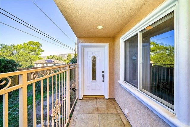 10357 Commerce Avenue 7, Tujunga (los Angeles), CA 91042