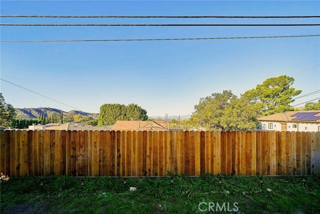 10357 Commerce Avenue 7, Tujunga (los Angeles), CA 91042