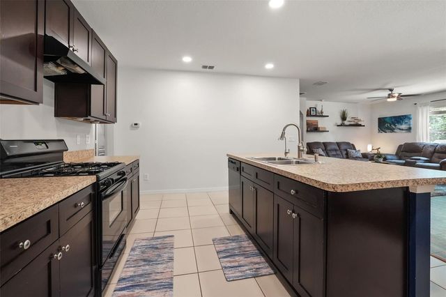 3422 BERKSHIRE WOODS TERRACE, Deltona, FL 32725