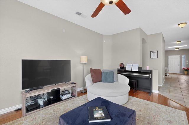 7712 Calle Carisma NE, Albuquerque, NM 87113