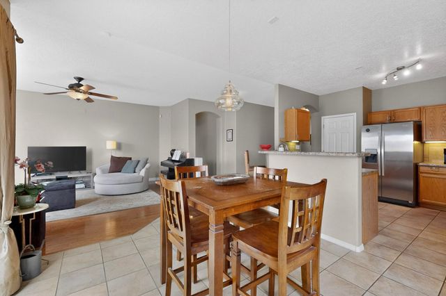 7712 Calle Carisma NE, Albuquerque, NM 87113