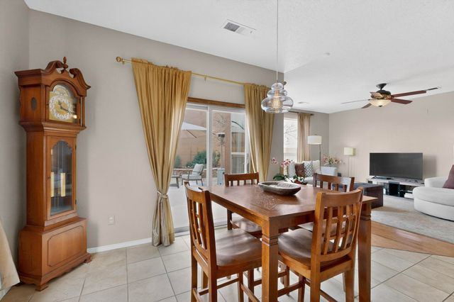 7712 Calle Carisma NE, Albuquerque, NM 87113