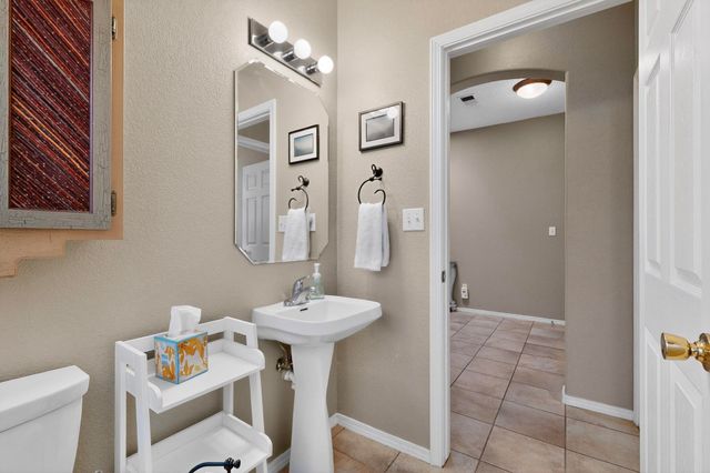 7712 Calle Carisma NE, Albuquerque, NM 87113