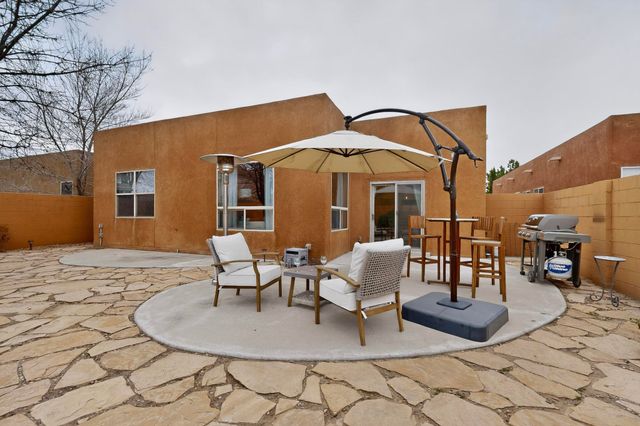 7712 Calle Carisma NE, Albuquerque, NM 87113