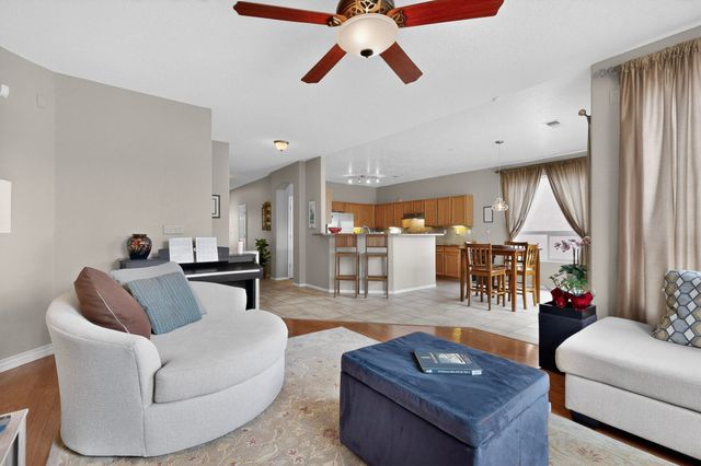 7712 Calle Carisma NE, Albuquerque, NM 87113