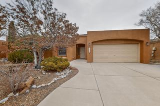 7712 Calle Carisma NE, Albuquerque, NM 87113