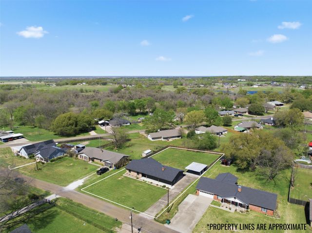 1190 Greenwood Lane, Waco, TX 76705