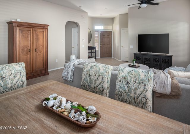 5374 W Winding Desert Drive, Marana, AZ 85658
