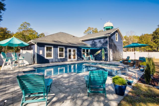 342 Eastern Street, Freeport, FL 32439