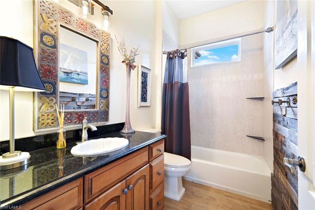 2047 SE 28th TER, Cape Coral, FL 33904
