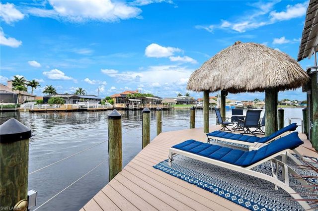 2047 SE 28th TER, Cape Coral, FL 33904