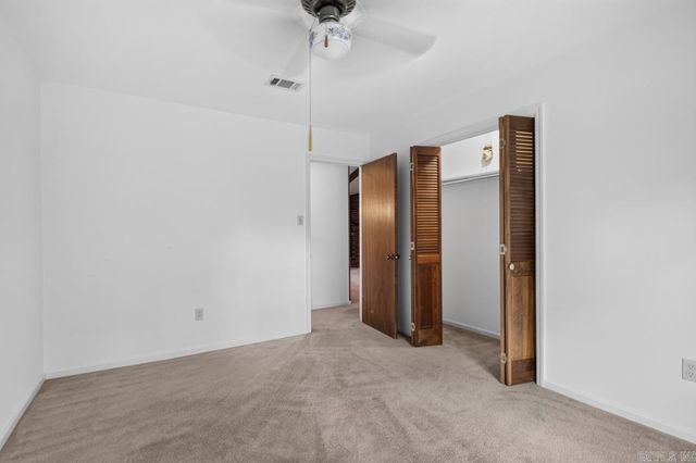 212 Calva Rd, Sherwood, AR 72120