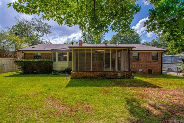 212 Calva Rd, Sherwood, AR 72120