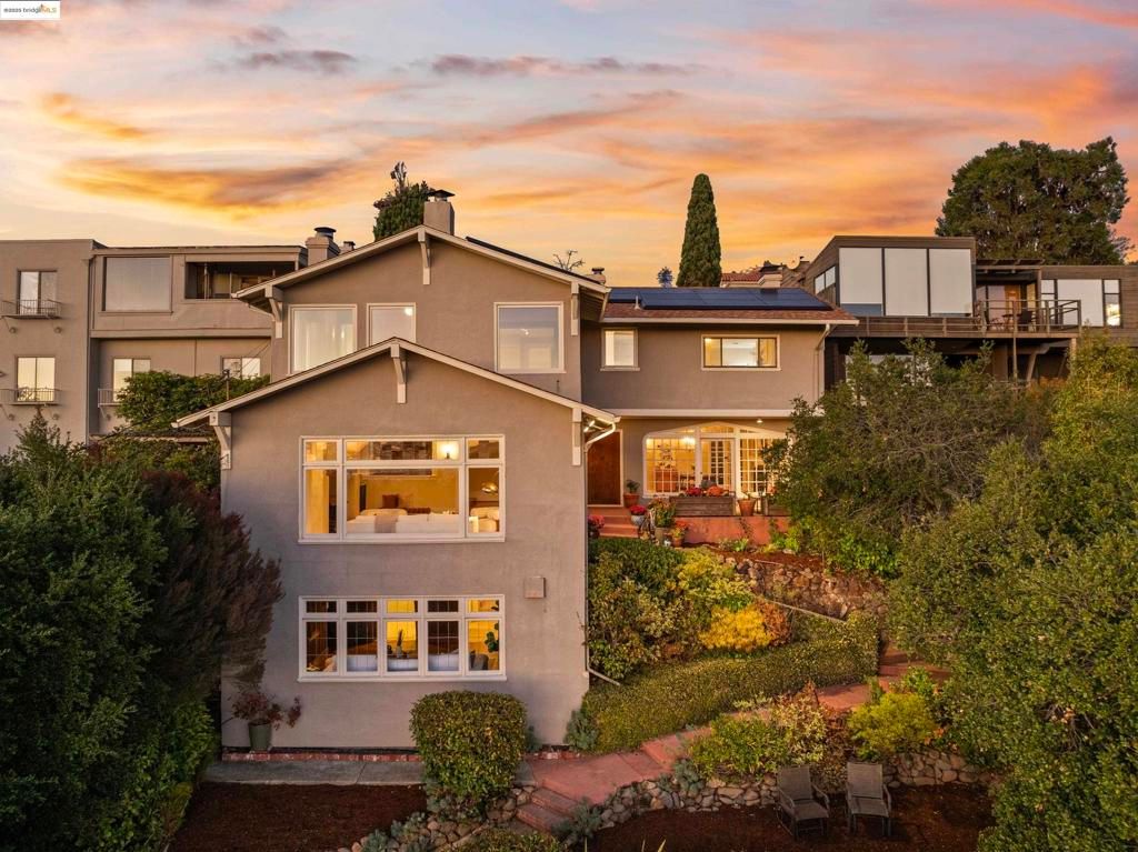 44 Oak Ridge Rd, Berkeley, CA 94705