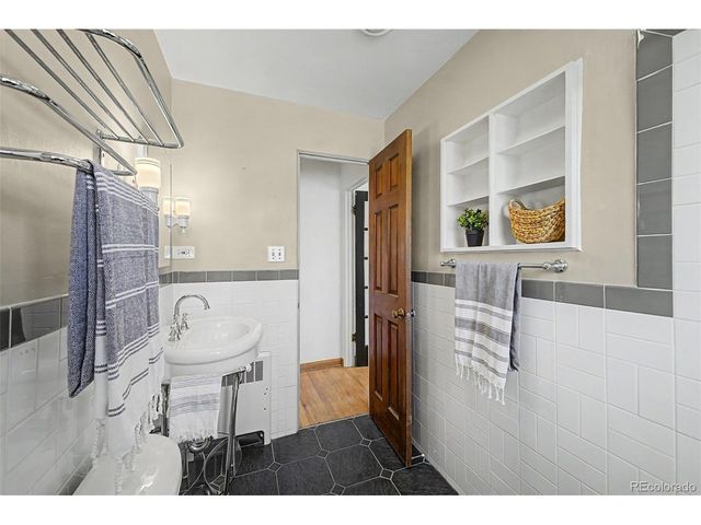 3776 S Sherman St, Englewood, CO 80113