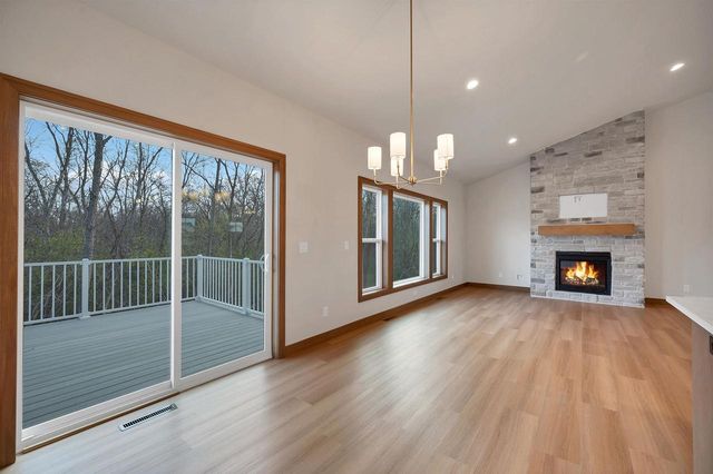 2578 N STELLITA CIRCLE, De Pere, WI 54115