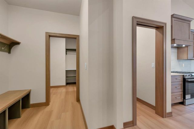 2578 N STELLITA CIRCLE, De Pere, WI 54115