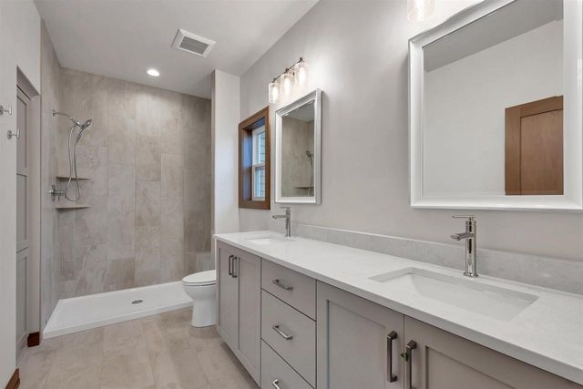 2578 N STELLITA CIRCLE, De Pere, WI 54115