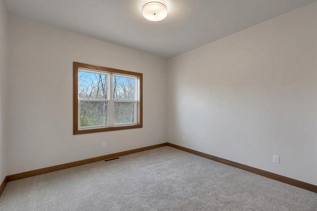 2578 N STELLITA CIRCLE, De Pere, WI 54115