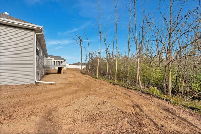 2578 N STELLITA CIRCLE, De Pere, WI 54115