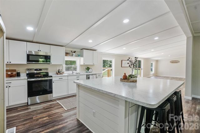 1305 Craig Drive, Iron Station, NC 28080