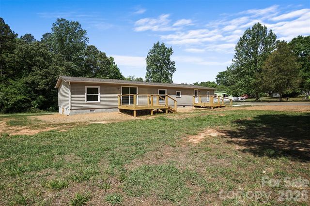 1305 Craig Drive, Iron Station, NC 28080
