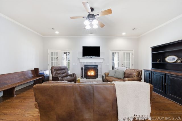 1582 E 166th Street N, Skiatook, OK 74070