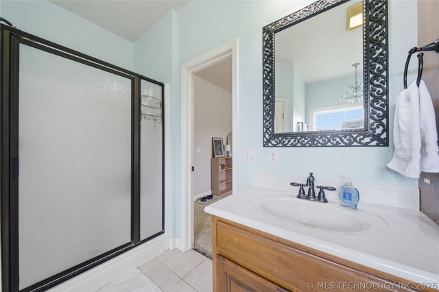 1582 E 166th Street N, Skiatook, OK 74070