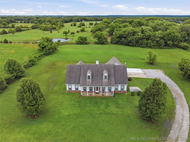 1582 E 166th Street N, Skiatook, OK 74070