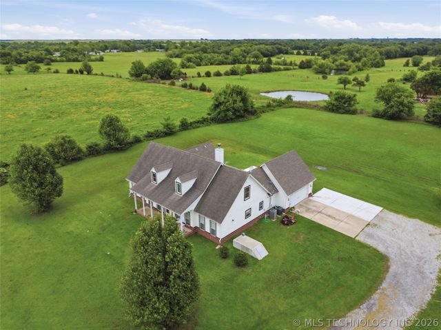 1582 E 166th Street N, Skiatook, OK 74070