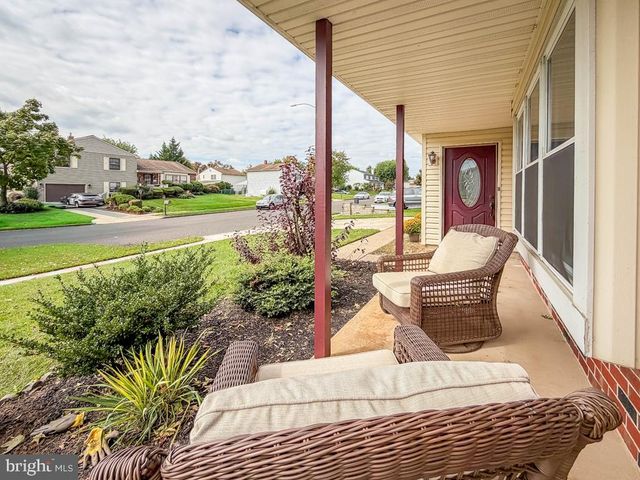 3636 VALLEY MEADOW DR, Bensalem, PA 19020